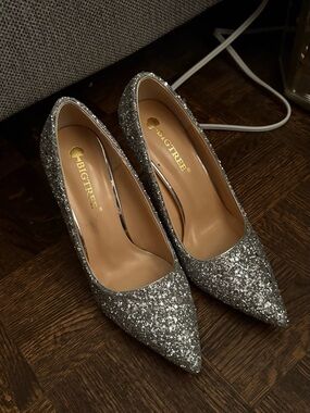 Silver Glitter Pointed-Toe Women's Heels